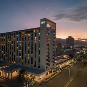 Hotel Rok Tapestry Collection By Hilton